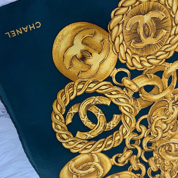 Chanel Gold Chain And CC Silk Scarf. - Picture 9 of 15